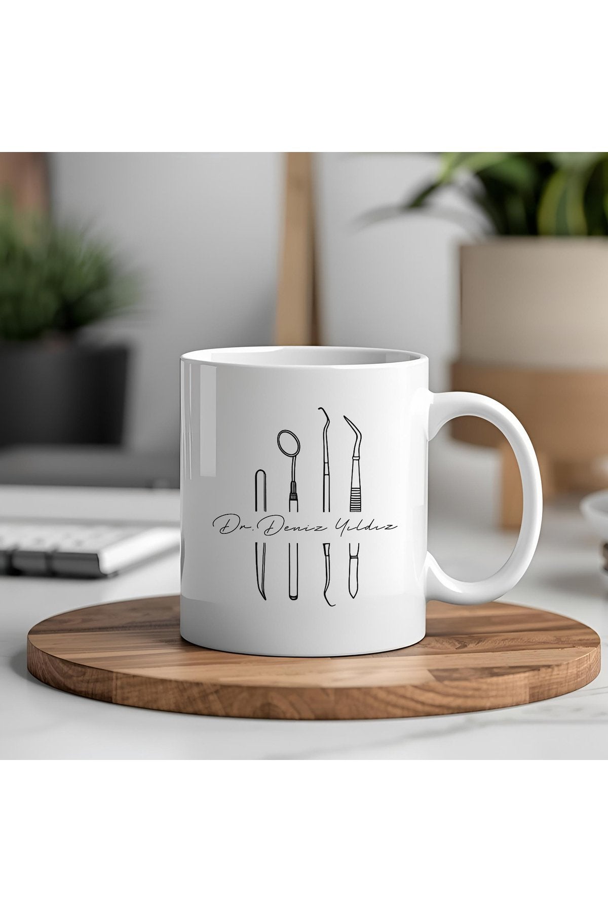 Diş Hekimine Özel İsimli Kupa – Şık ve Zarif Doktor Hediyesi, Kişiye Özel İsimli Doktor Hediyesi