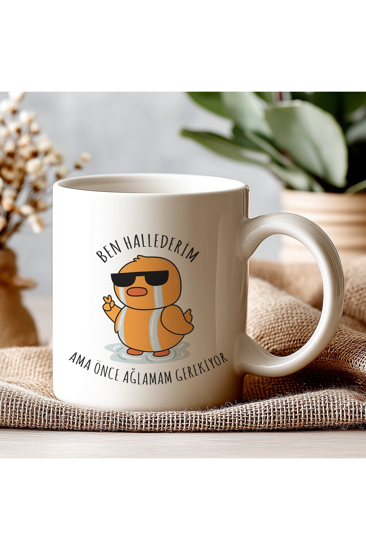 Ben Hallederim Ama Önce Ağlamam Gerekiyor Kupa – Komik Duygusal Tasarım – Mizahi Hediye
