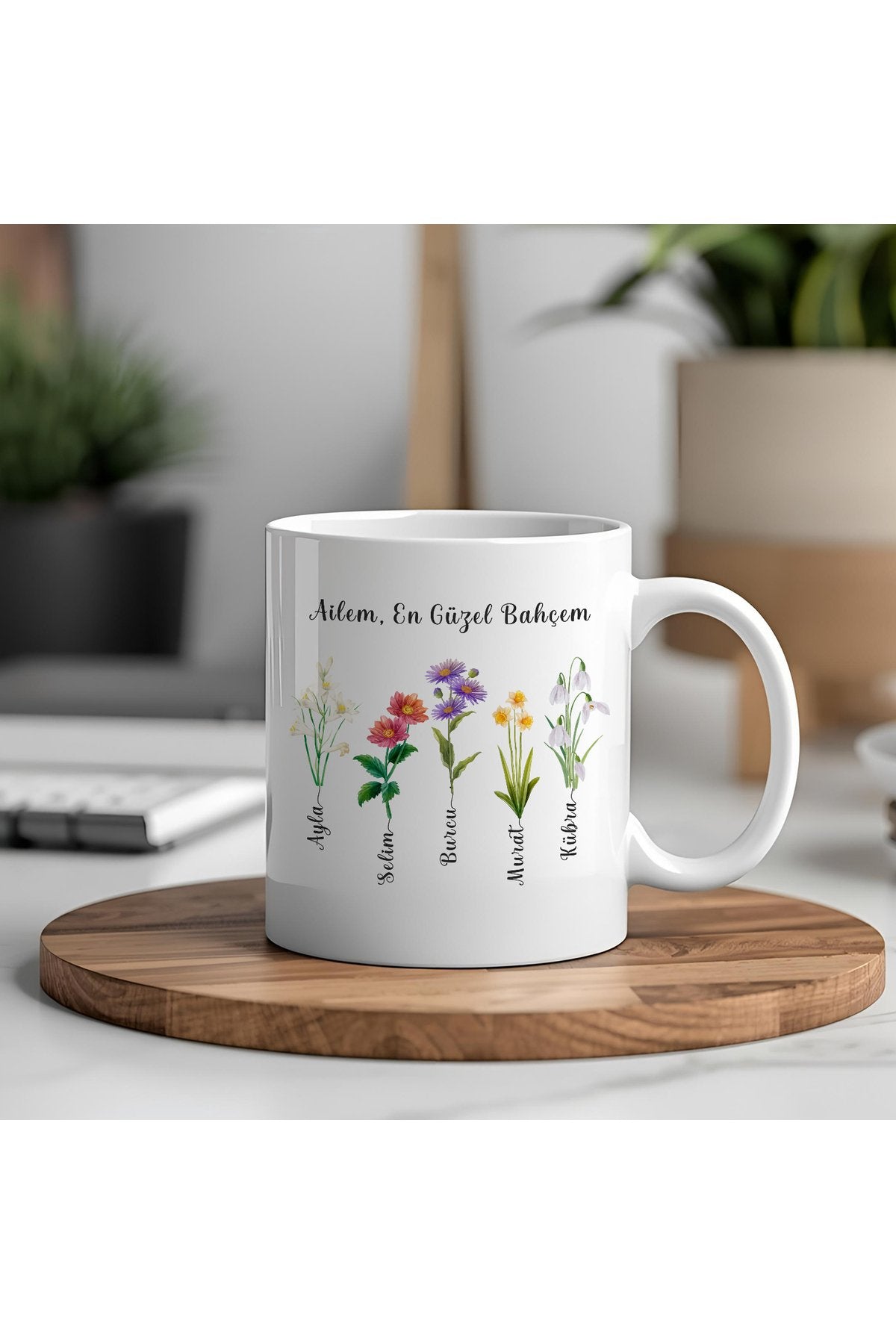 Ailem En Güzel Bahçem Kişiye Özel İsimli Çiçek Kupa – Anneye, Babaya, Aile Hediyesi