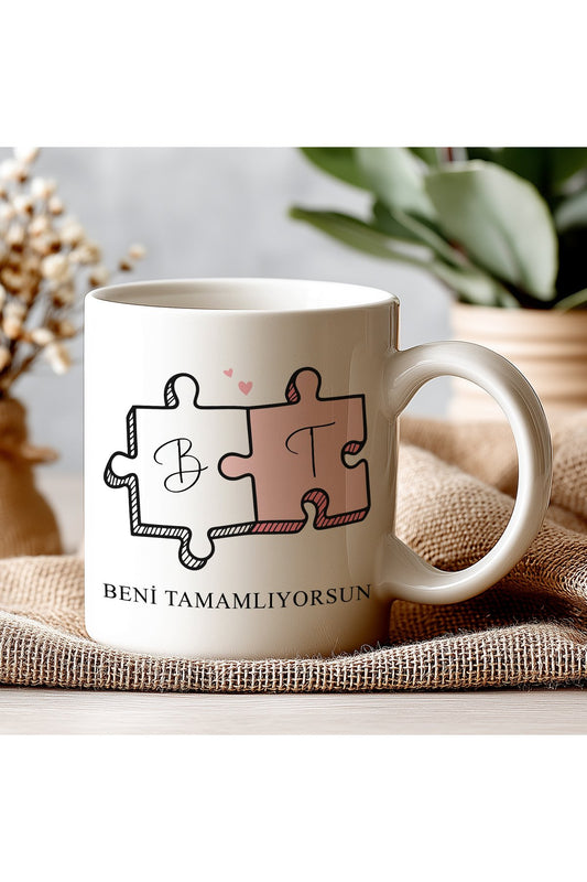 Kişiye Özel Çift Kupası – Beni Tamamlıyorsun Yazılı Puzzle Tasarım Hediye