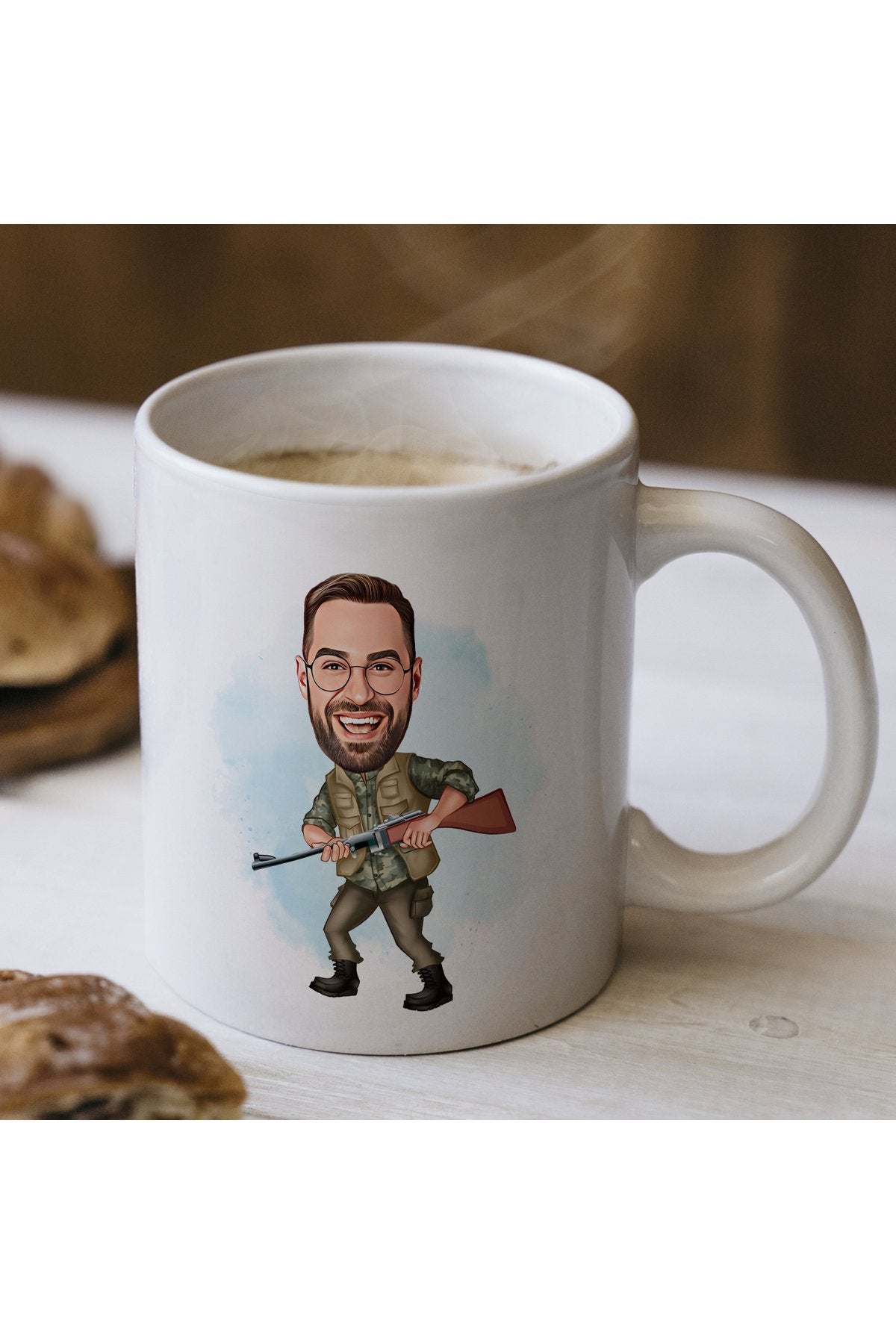 Avcılar İçin Kişiye Özel Karikatür Kupa – Fotoğraftan Karikatür Çizim, Mizahi ve Eğlenceli Hediye
